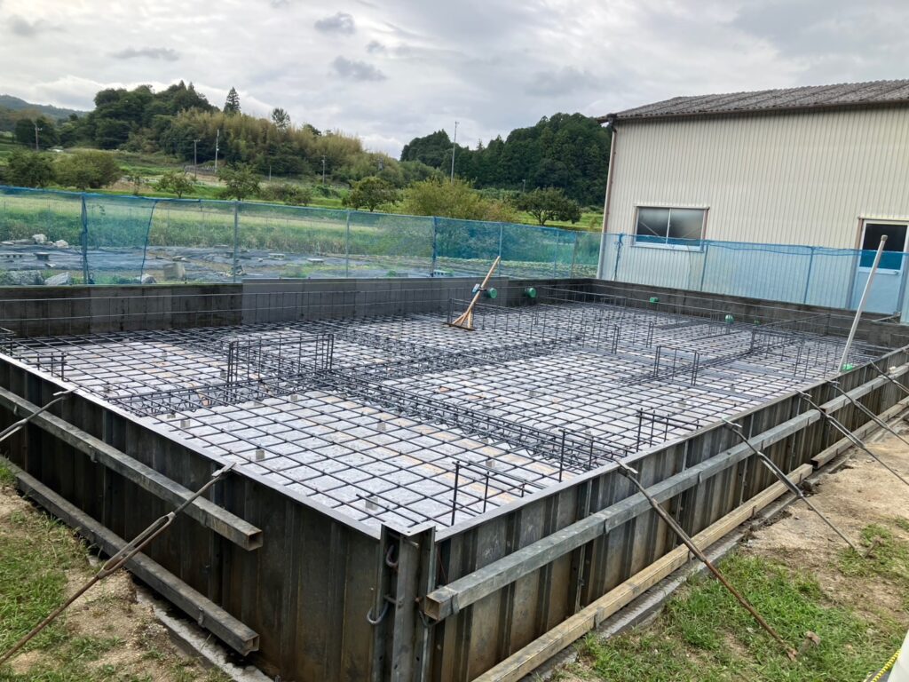 基礎工事や擁壁工事などコンクリート打設工事は信頼と実績の山﨑建設へ